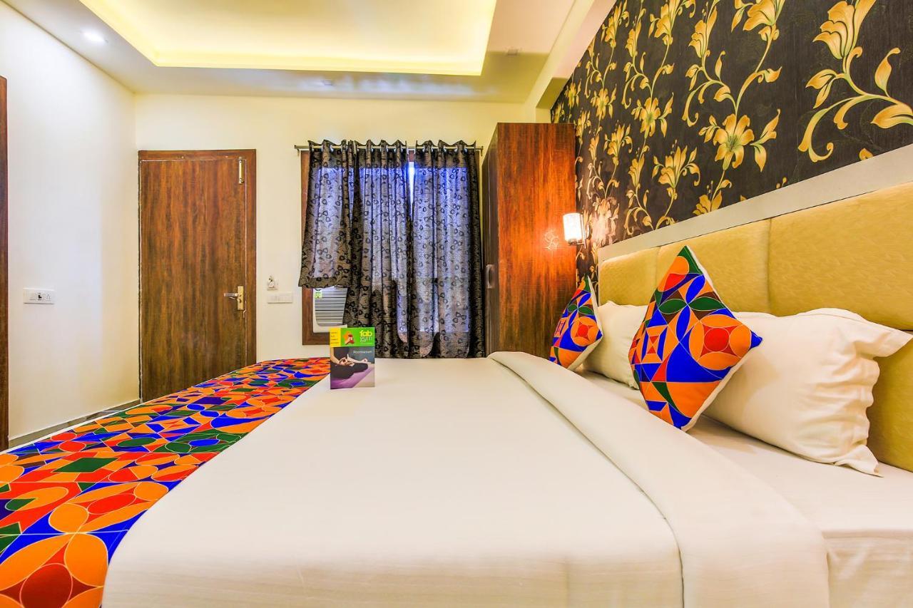 Fabhotel Star Of Taj Restobar Fatehabad Road Agra  Exteriér fotografie